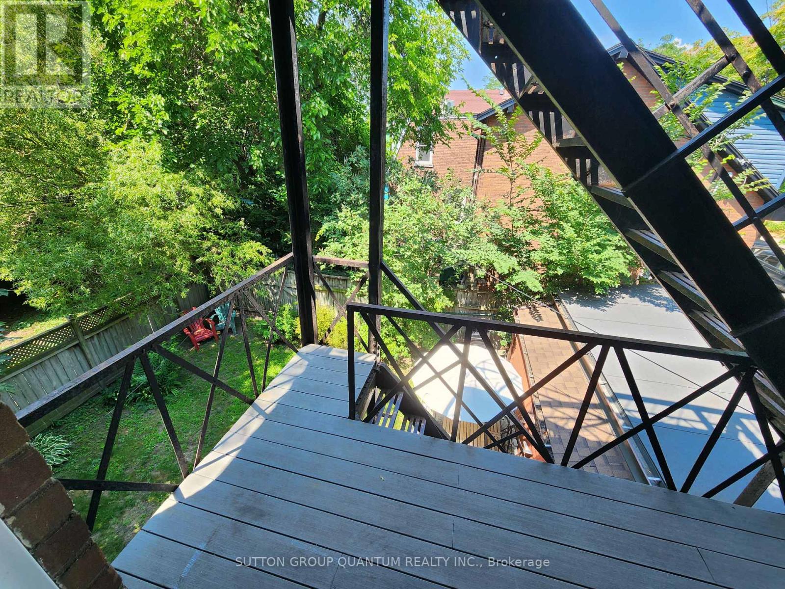 2 - 28 Boustead Avenue, Toronto, Ontario M6R 1Y9 - Photo 8 - W13674756
