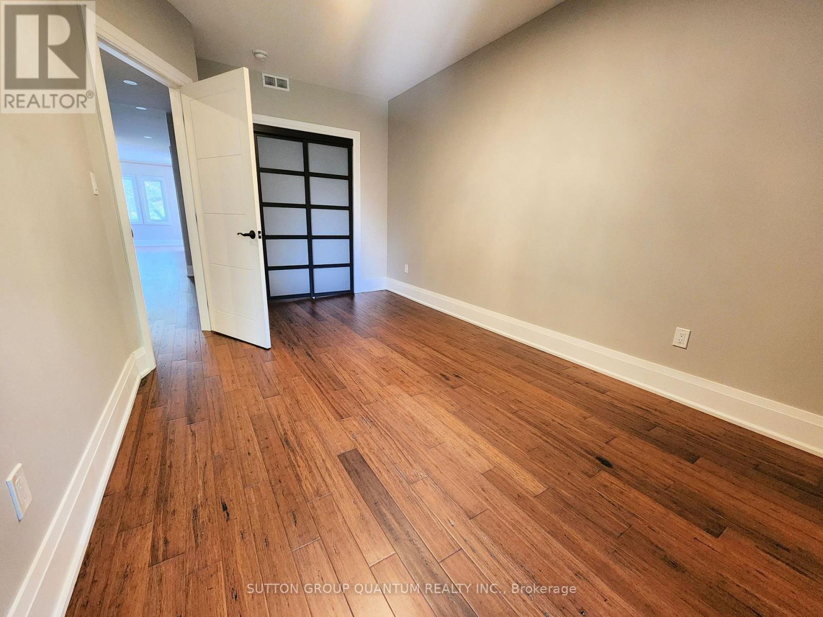 2 - 28 Boustead Avenue, Toronto, Ontario M6R 1Y9 - Photo 9 - W13674756