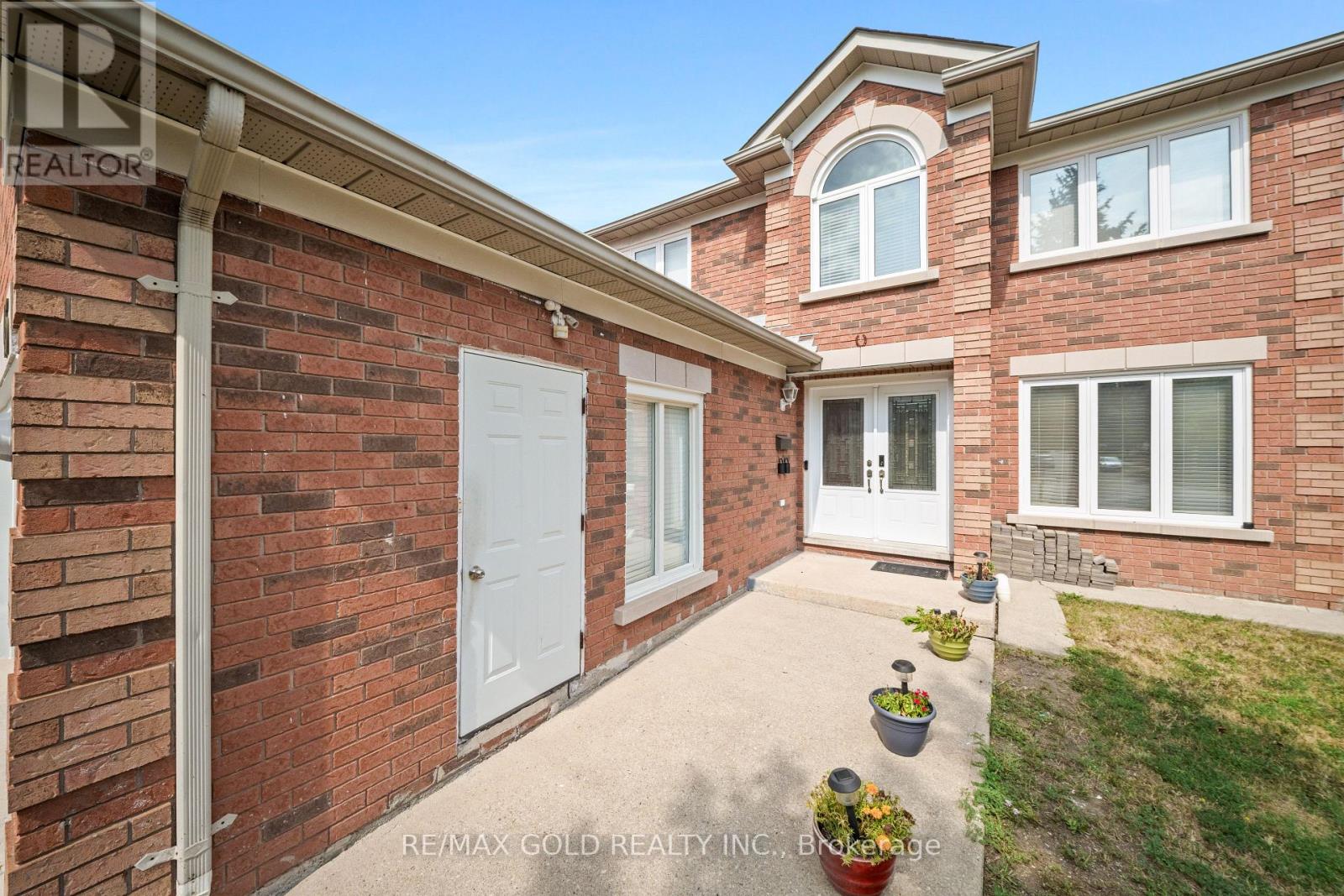 Unknown Address, ,    - Photo 3 - W13674760