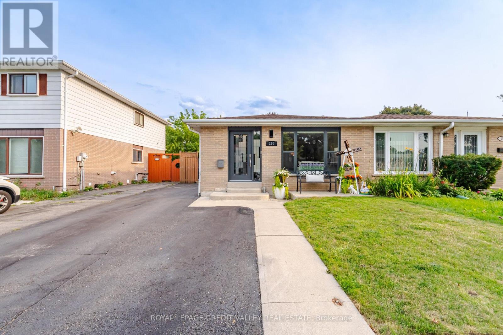 250 ARCHDEKIN DRIVE, brampton (madoc), Ontario