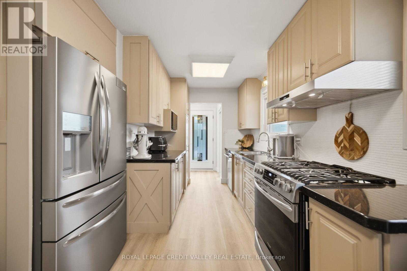 250 Archdekin Drive, Brampton (Madoc), Ontario  L6V 1Z2 - Photo 14 - W13674778