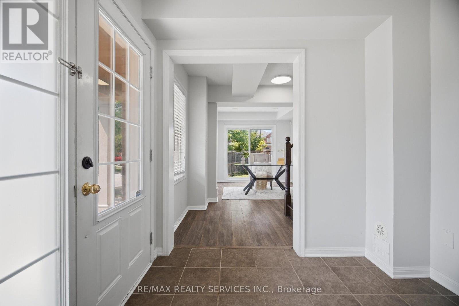 6 Viewforth Road, Brampton, Ontario  L7A 0R2 - Photo 8 - W13674814