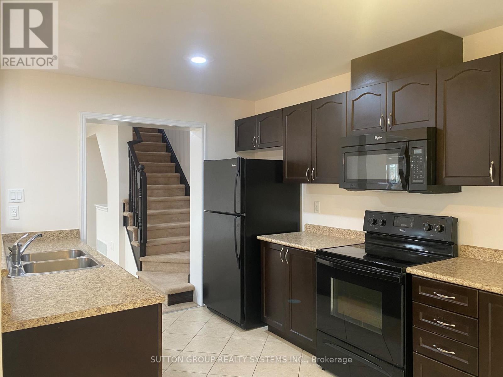 39 Suitor Court, Milton, Ontario  L9T 8R9 - Photo 10 - W13674816