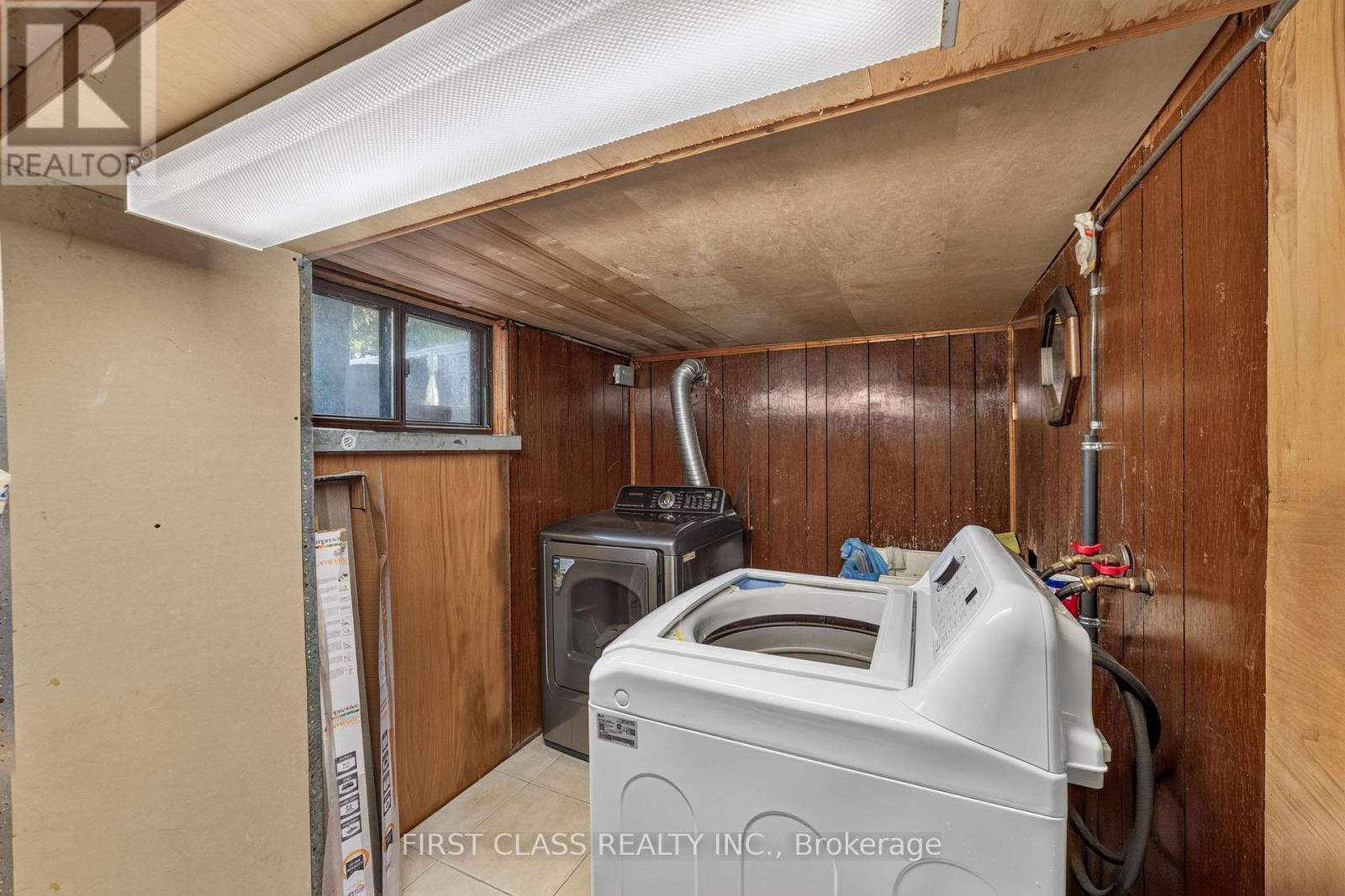 150 Caledonia Road, Toronto, Ontario  M6E 4S7 - Photo 27 - W13674836