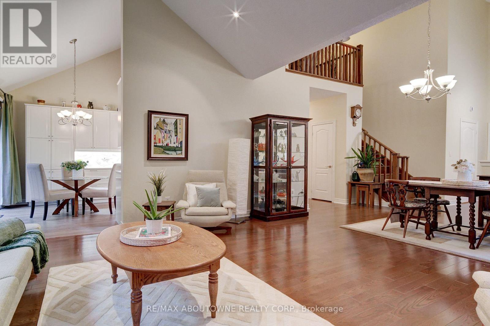 2196 Emily Circle, Oakville, Ontario  L6M 0E5 - Photo 11 - W13674842