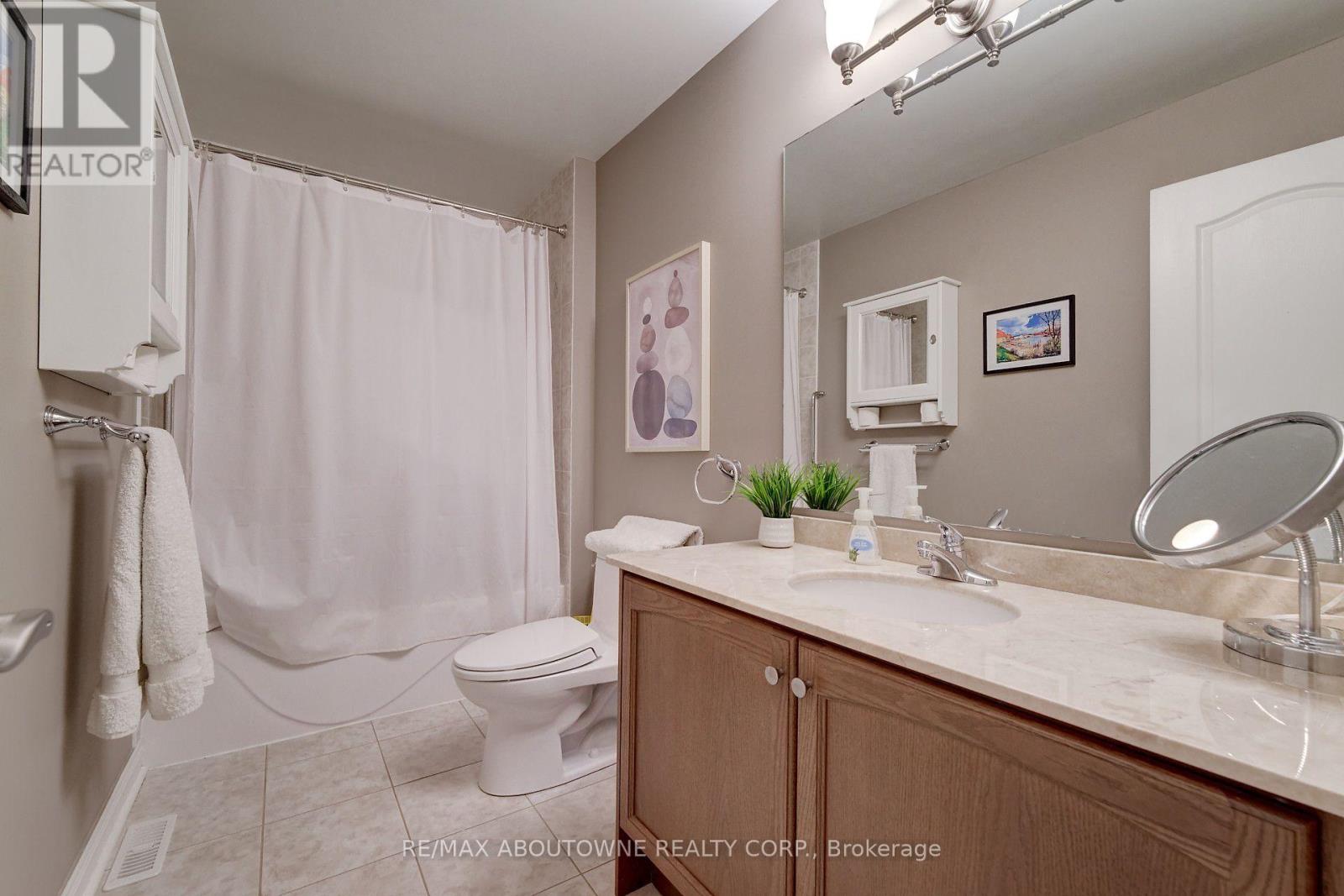 2196 Emily Circle, Oakville, Ontario  L6M 0E5 - Photo 23 - W13674842