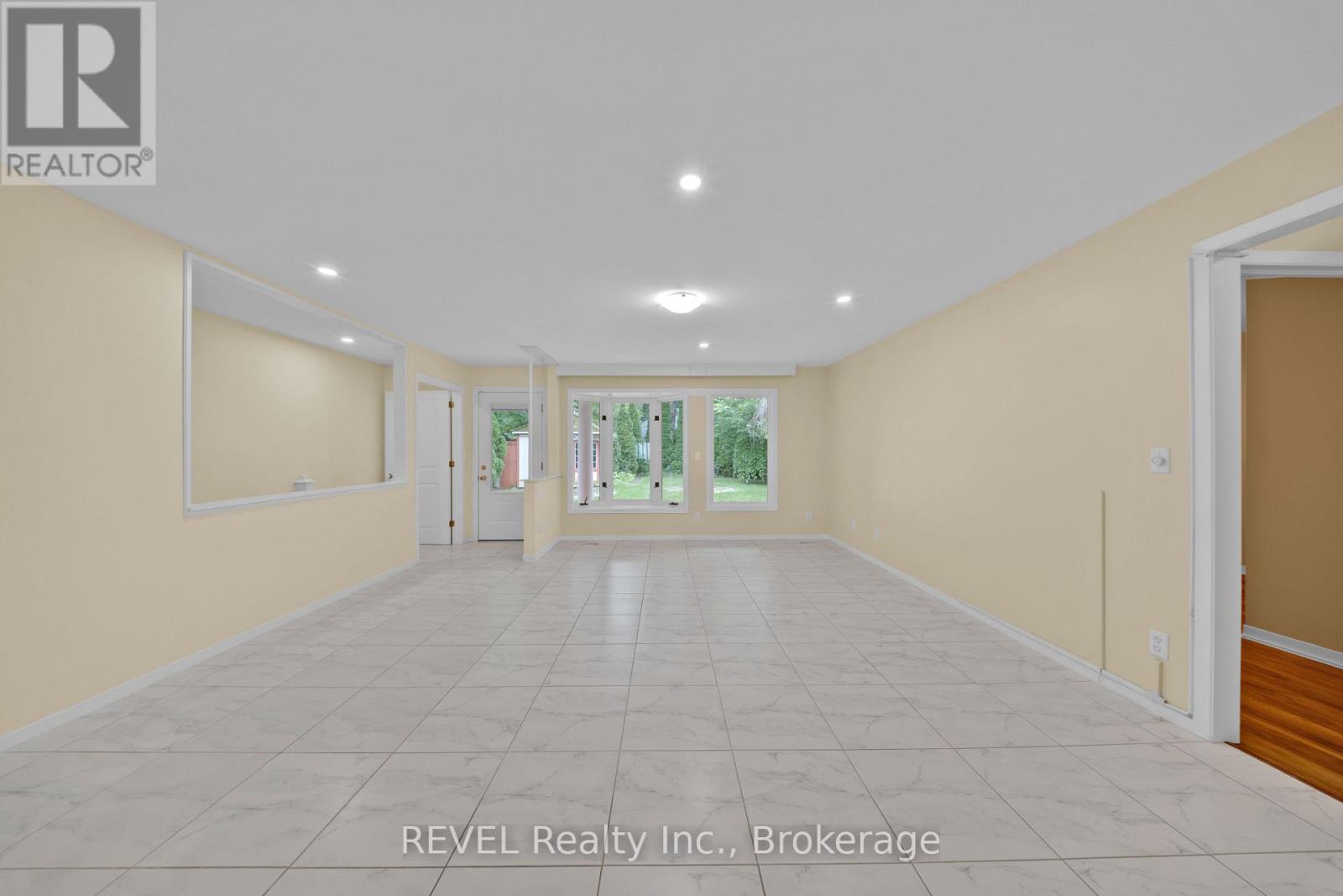 34 Vincent Avenue, Niagara-On-The-Lake, Ontario  L0S 1J0 - Photo 19 - X13673792