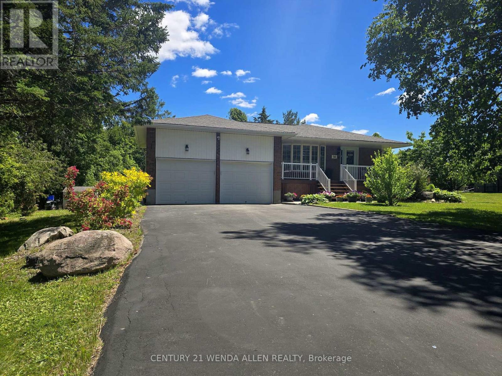 14 MANVERS DRIVE, Kawartha Lakes, Ontario