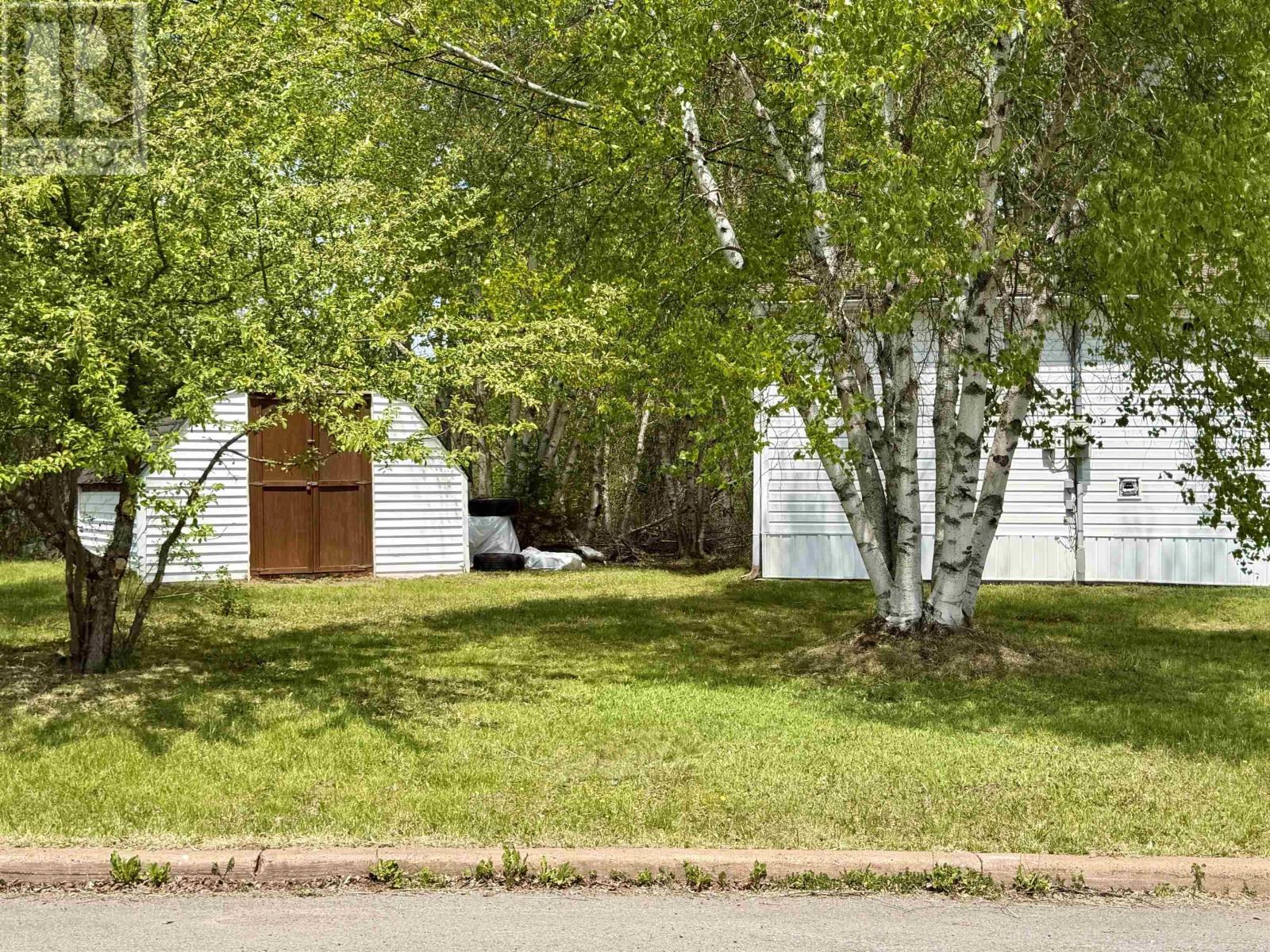 60 Rosewood Drive, Amherst, Nova Scotia  B4H 4S6 - Photo 10 - 202617467