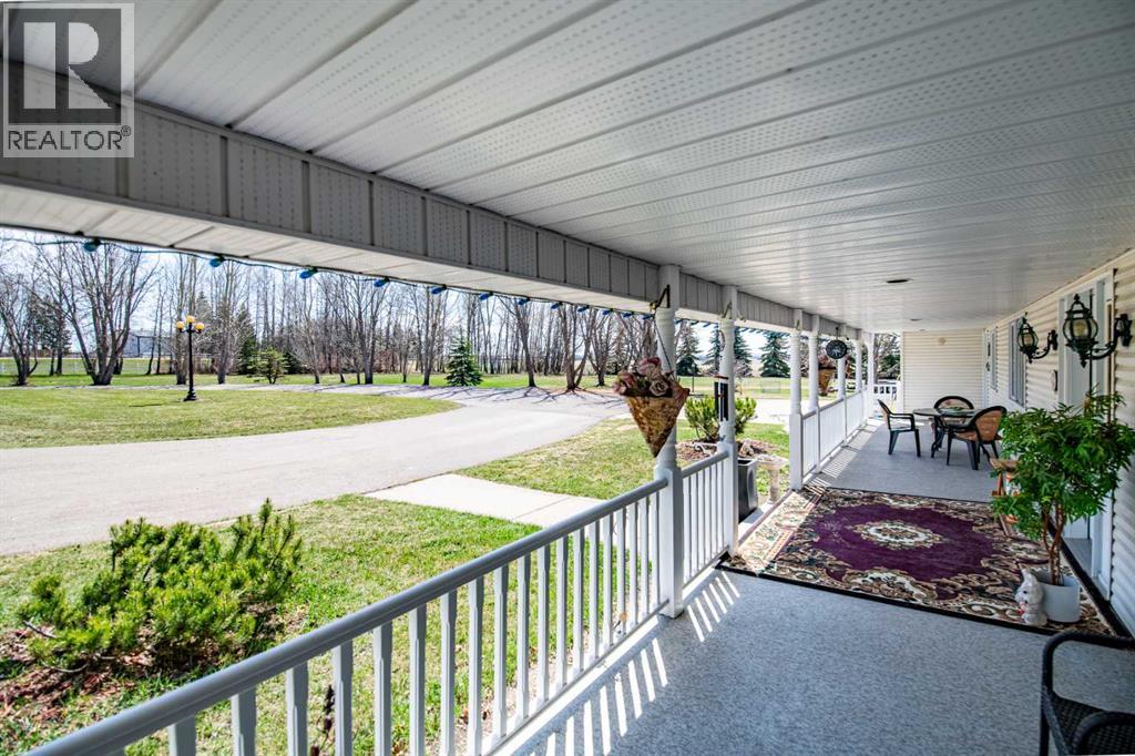 3000 35 Street, Ponoka, Alberta  T4J 1A7 - Photo 2 - A2290624