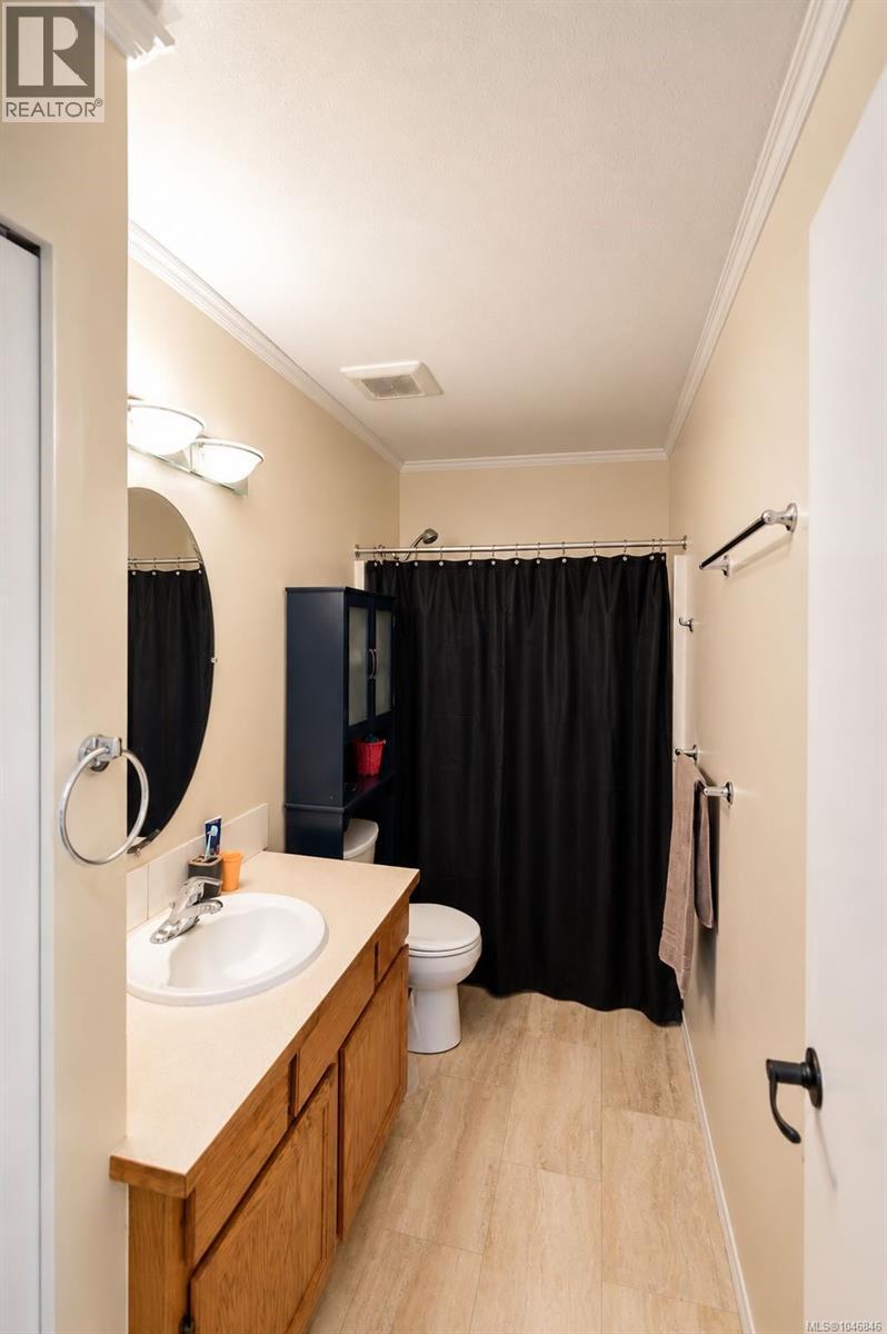 F 1670 Piercy Ave, Courtenay, British Columbia  V9N 3E9 - Photo 11 - 1046846