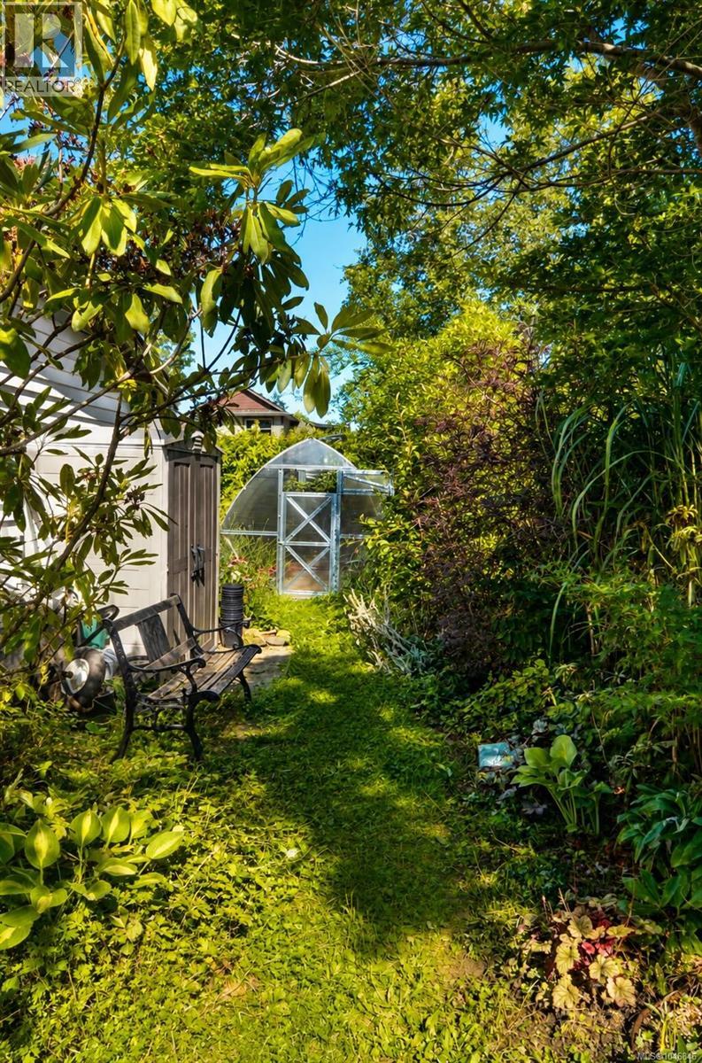 F 1670 Piercy Ave, Courtenay, British Columbia  V9N 3E9 - Photo 19 - 1046846