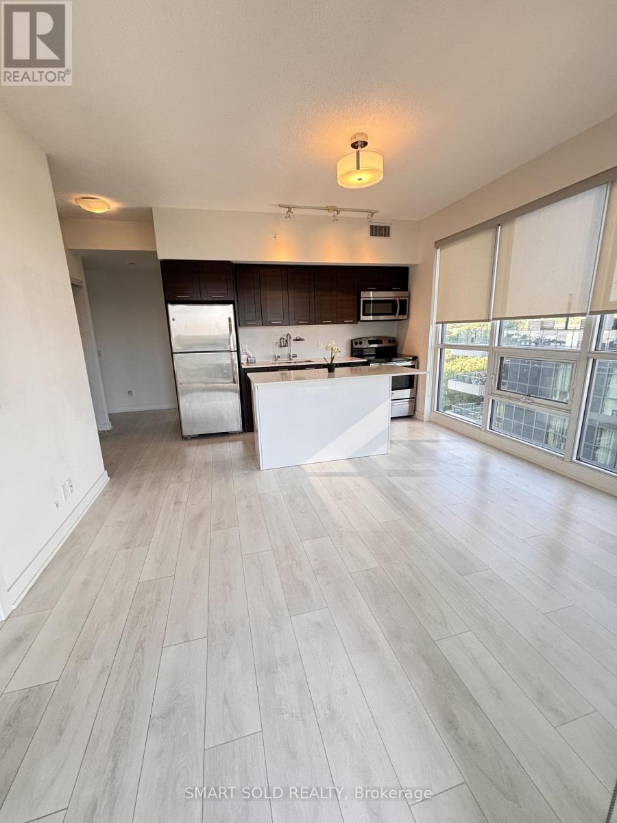 908 - 2212 Lake Shore Boulevard W, Toronto, Ontario  M8V 0C2 - Photo 3 - W13582634