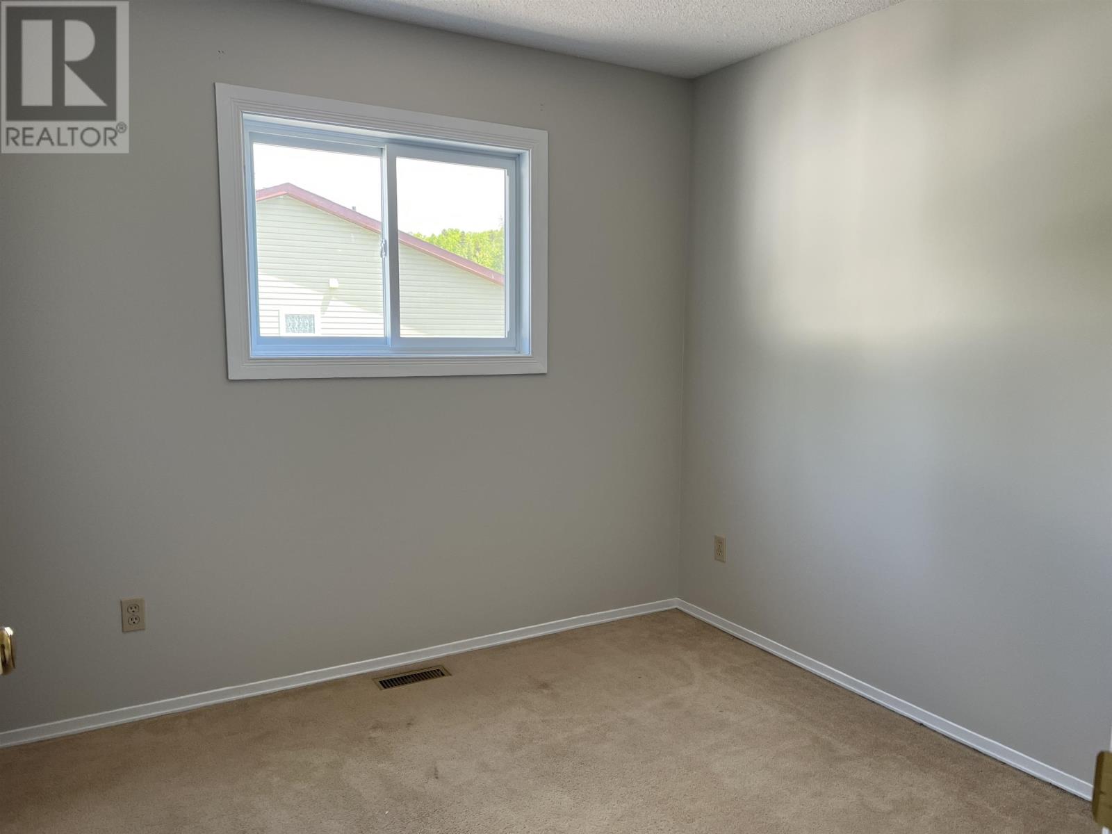 62 Hemlo Dr, Marathon, Ontario  P0T 2E0 - Photo 14 - TB2601532