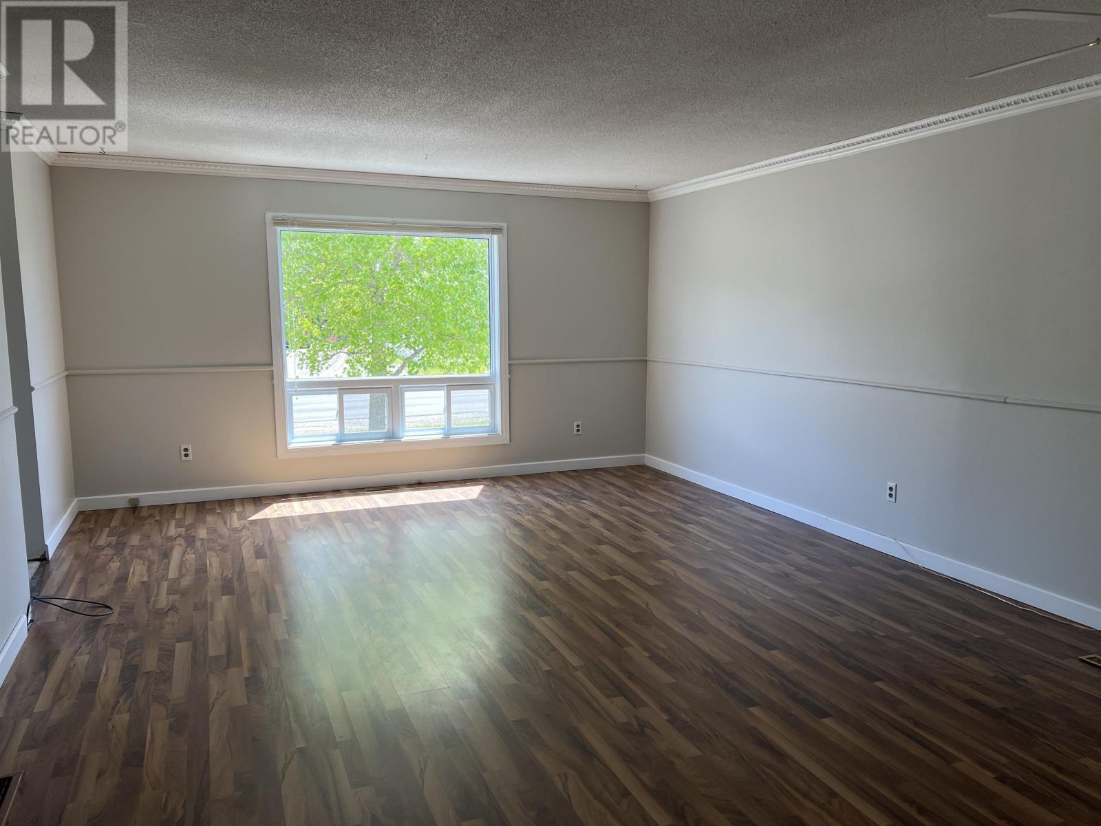 62 Hemlo Dr, Marathon, Ontario  P0T 2E0 - Photo 2 - TB2601532