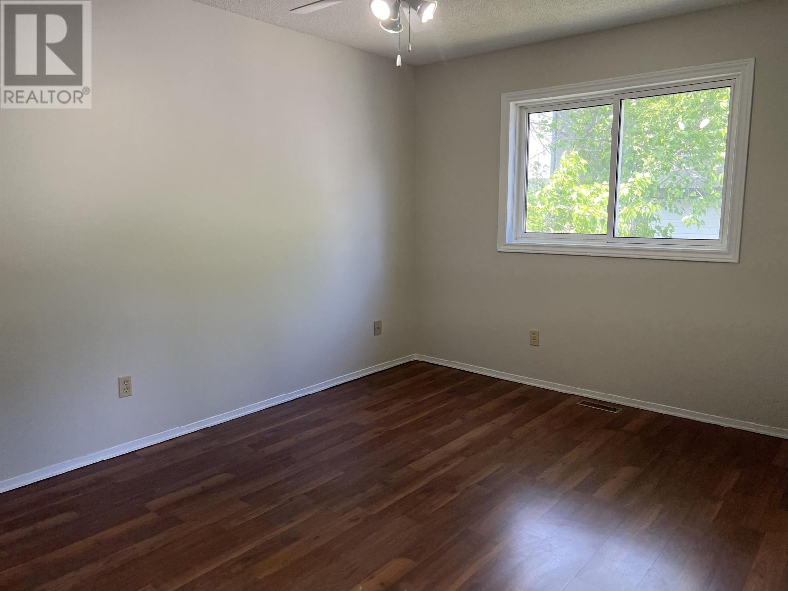 62 Hemlo Dr, Marathon, Ontario  P0T 2E0 - Photo 10 - TB2601532