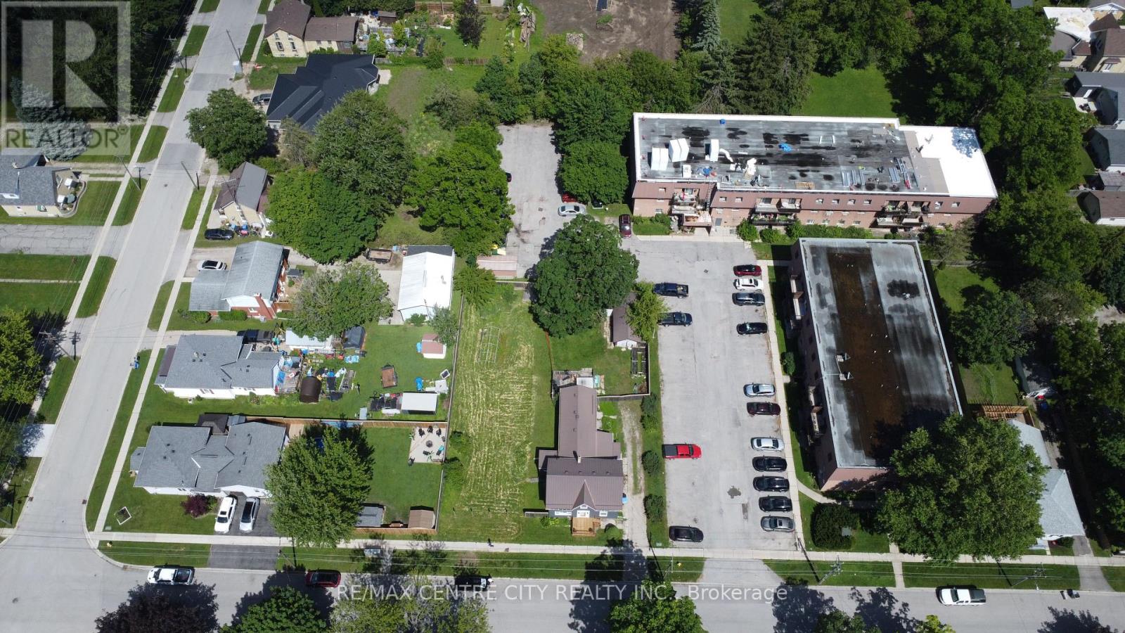 290 Carling Street, South Huron, Ontario  N0M 1S2 - Photo 11 - X13674916