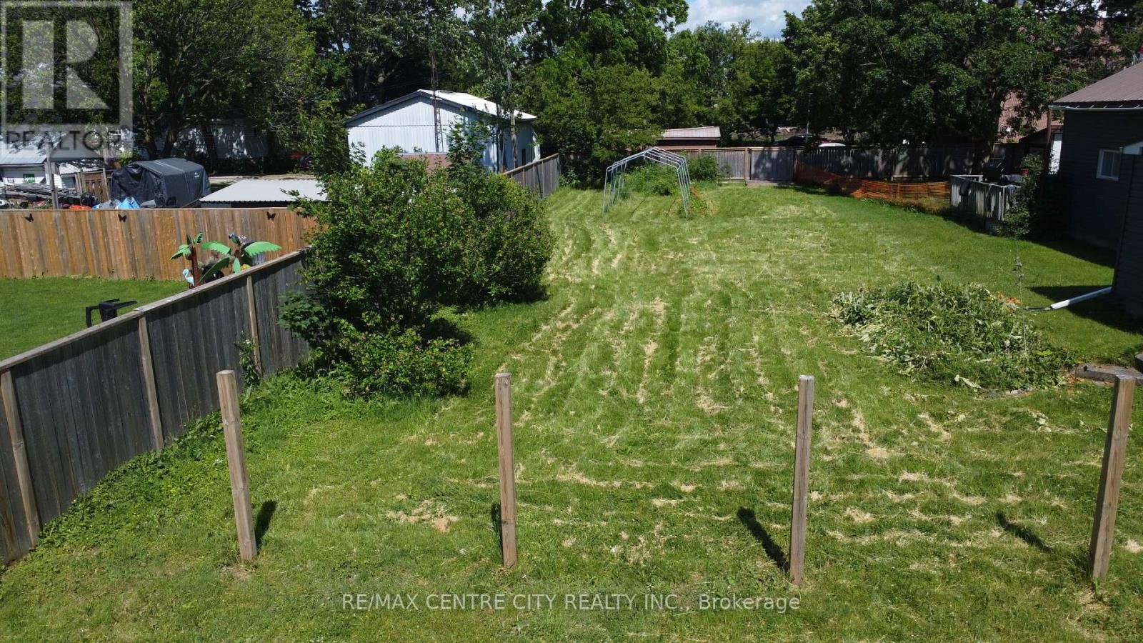 290 Carling Street, South Huron, Ontario  N0M 1S2 - Photo 12 - X13674916