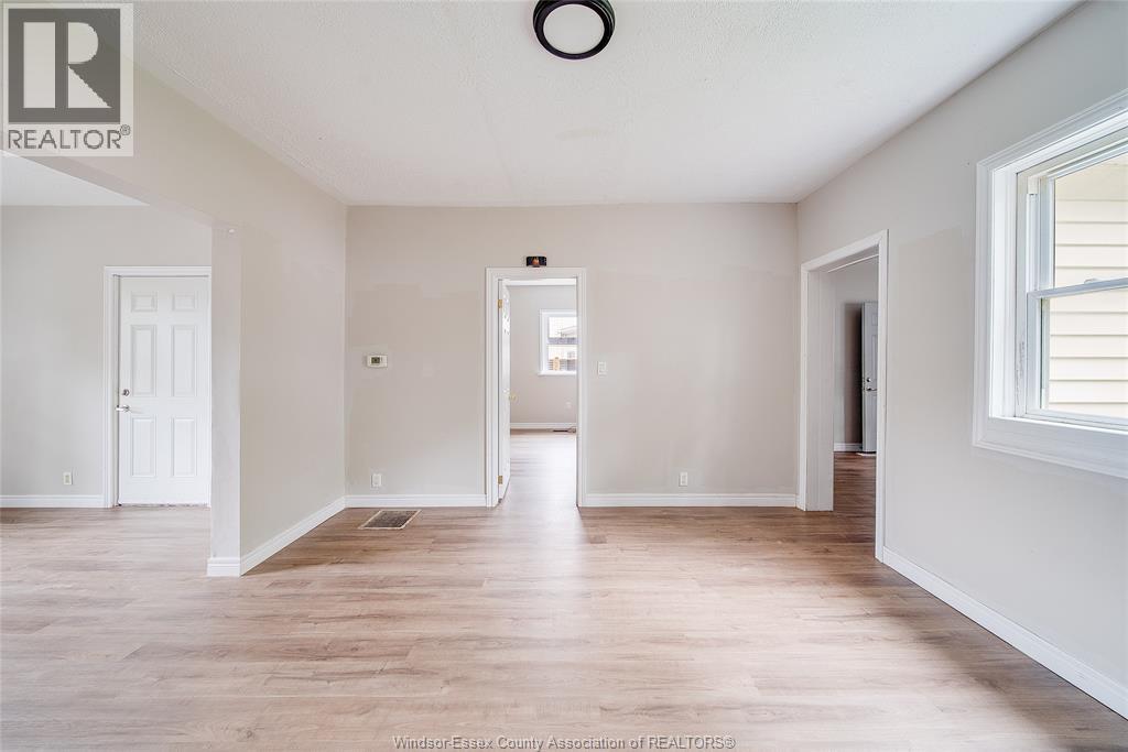 31 Adelaide Street N., Chatham, Ontario  N7M 4K2 - Photo 8 - 26019545