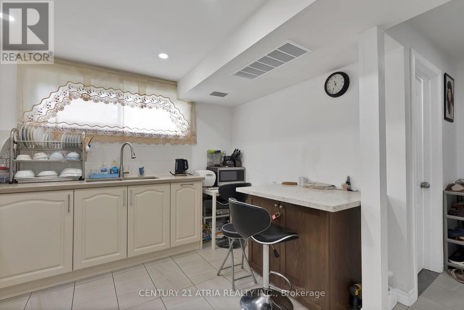 56 Tobermory Drive, Toronto, Ontario M3N 2R9 - Photo 24 - W13657288