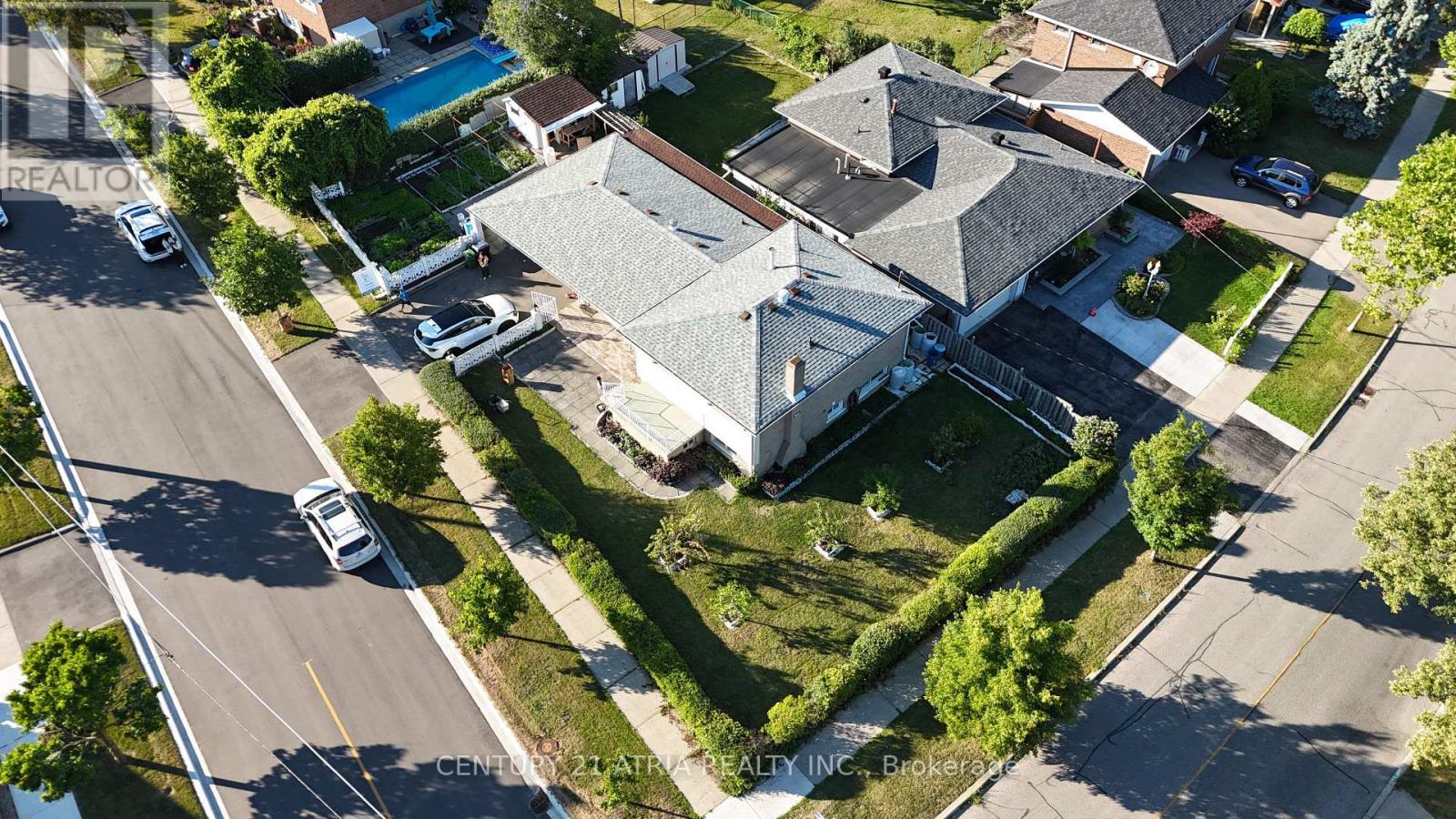 56 Tobermory Drive, Toronto, Ontario M3N 2R9 - Photo 36 - W13657288
