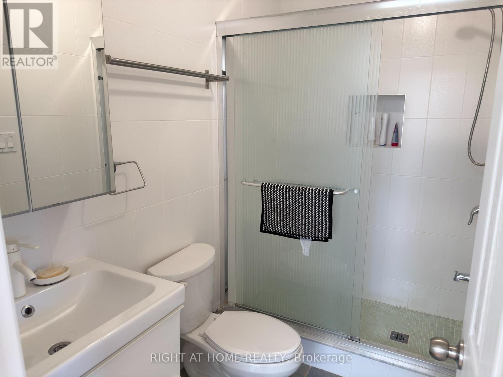 107 Melrose Avenue, Toronto (Lawrence Park North), Ontario  M5M 1Y8 - Photo 14 - C13674876