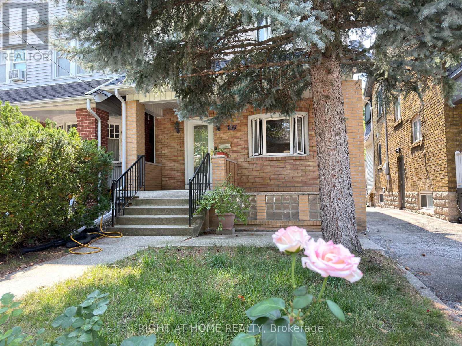 107 Melrose Avenue, Toronto (Lawrence Park North), Ontario  M5M 1Y8 - Photo 2 - C13674876