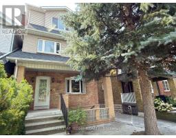 107 MELROSE AVENUE, Toronto, Ontario