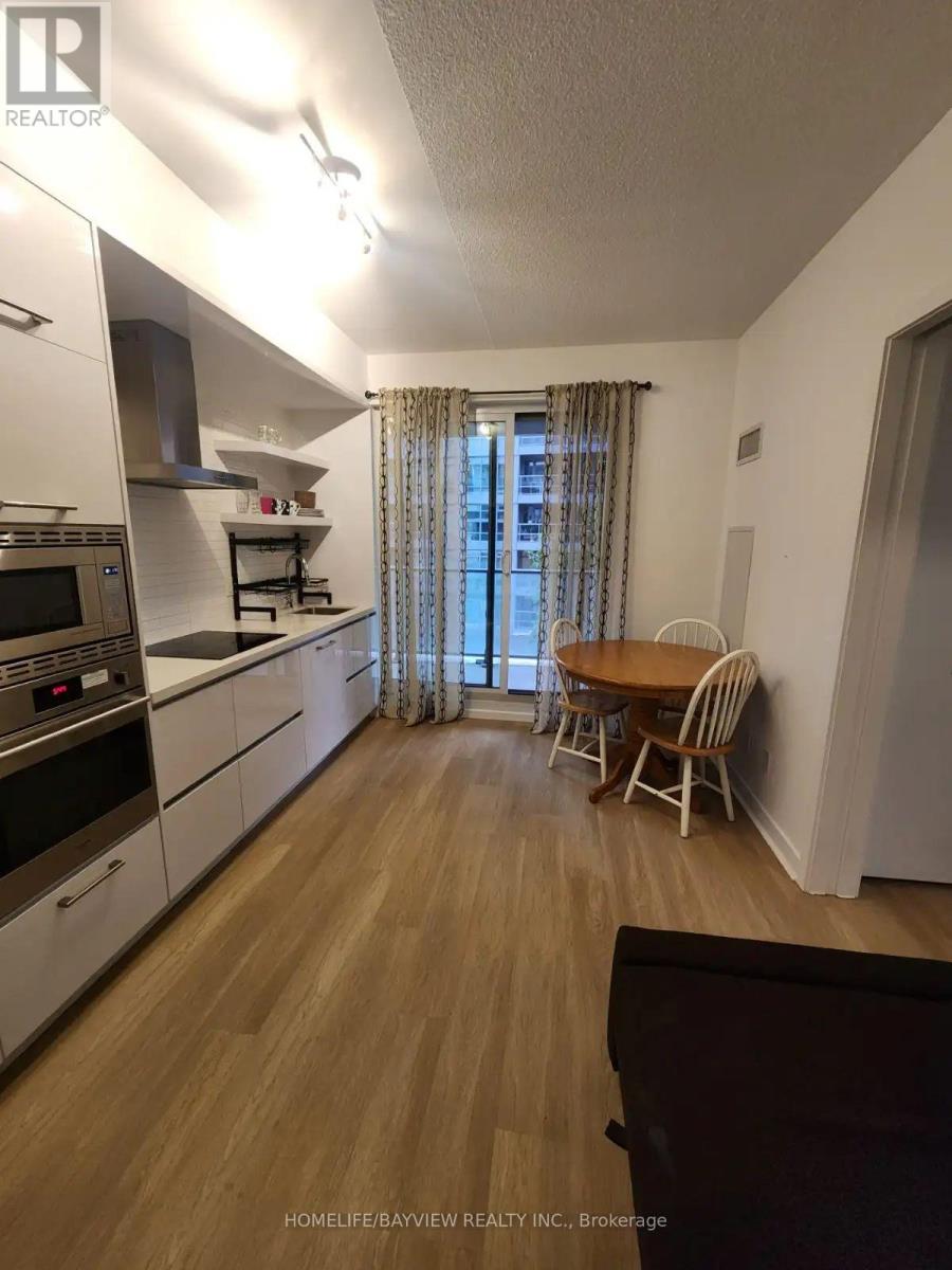 406 - 2221 Yonge Street, Toronto (Mount Pleasant West), Ontario  M4S 0B8 - Photo 2 - C13674918