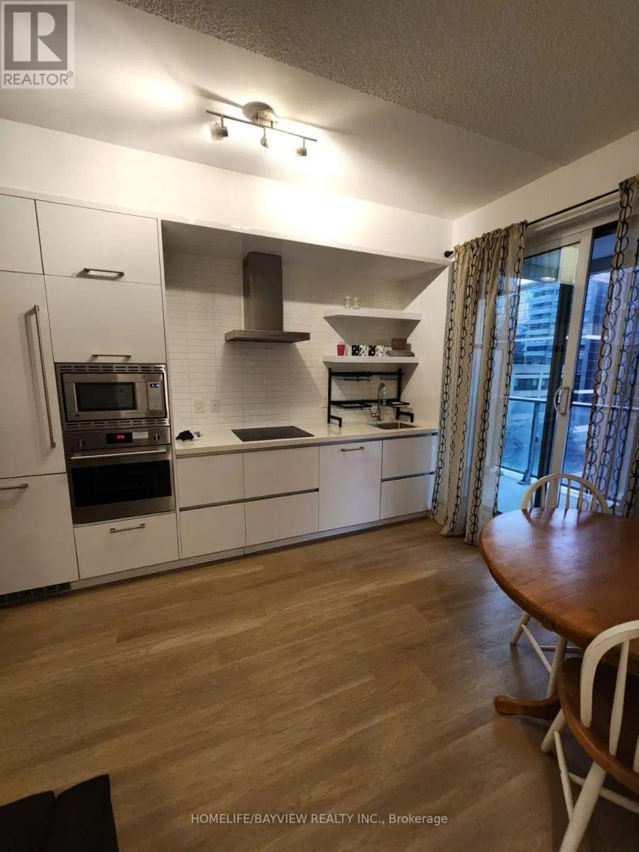 406 - 2221 Yonge Street, Toronto (Mount Pleasant West), Ontario  M4S 0B8 - Photo 3 - C13674918