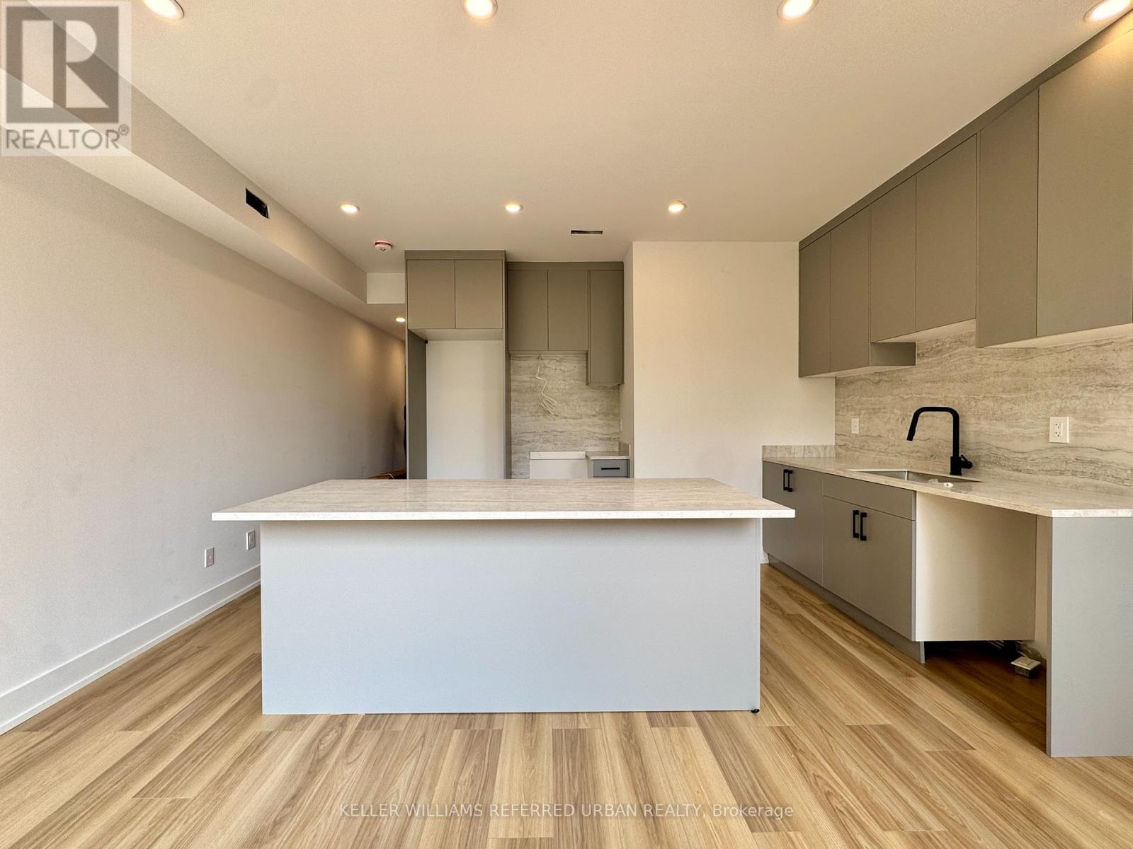 2 - 269 Brunswick Avenue, Toronto (University), Ontario  M5S 2M6 - Photo 5 - C13675004