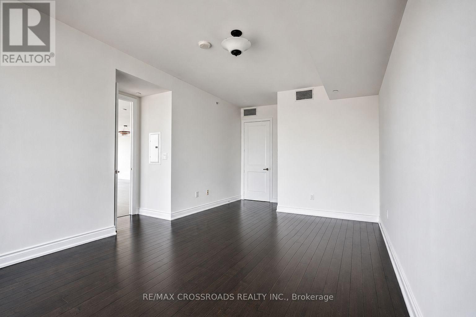 6107 - 388 Yonge Street, Toronto (Bay Street Corridor), Ontario  M5B 0A4 - Photo 14 - C13675018