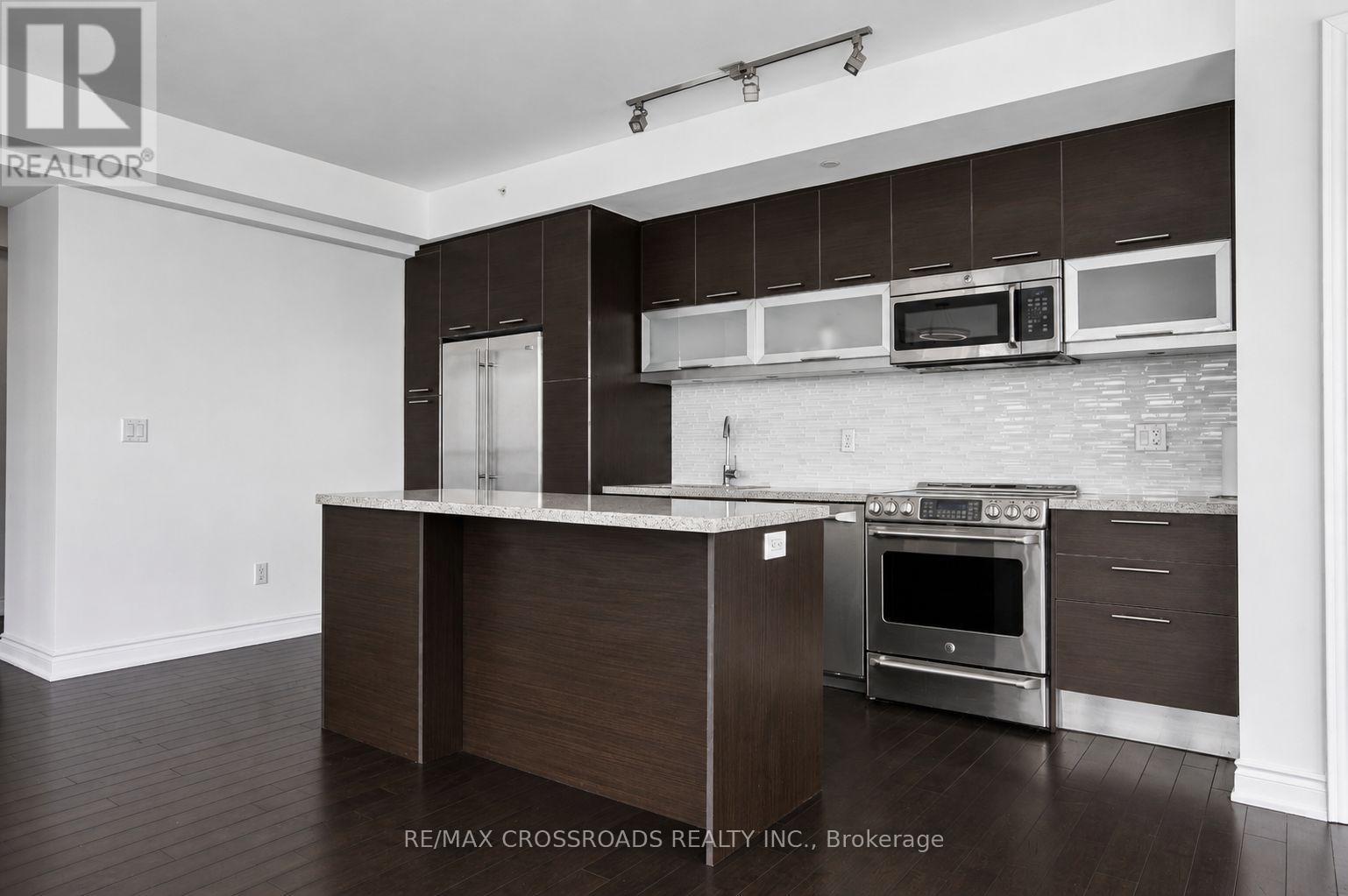 6107 - 388 Yonge Street, Toronto (Bay Street Corridor), Ontario  M5B 0A4 - Photo 8 - C13675018
