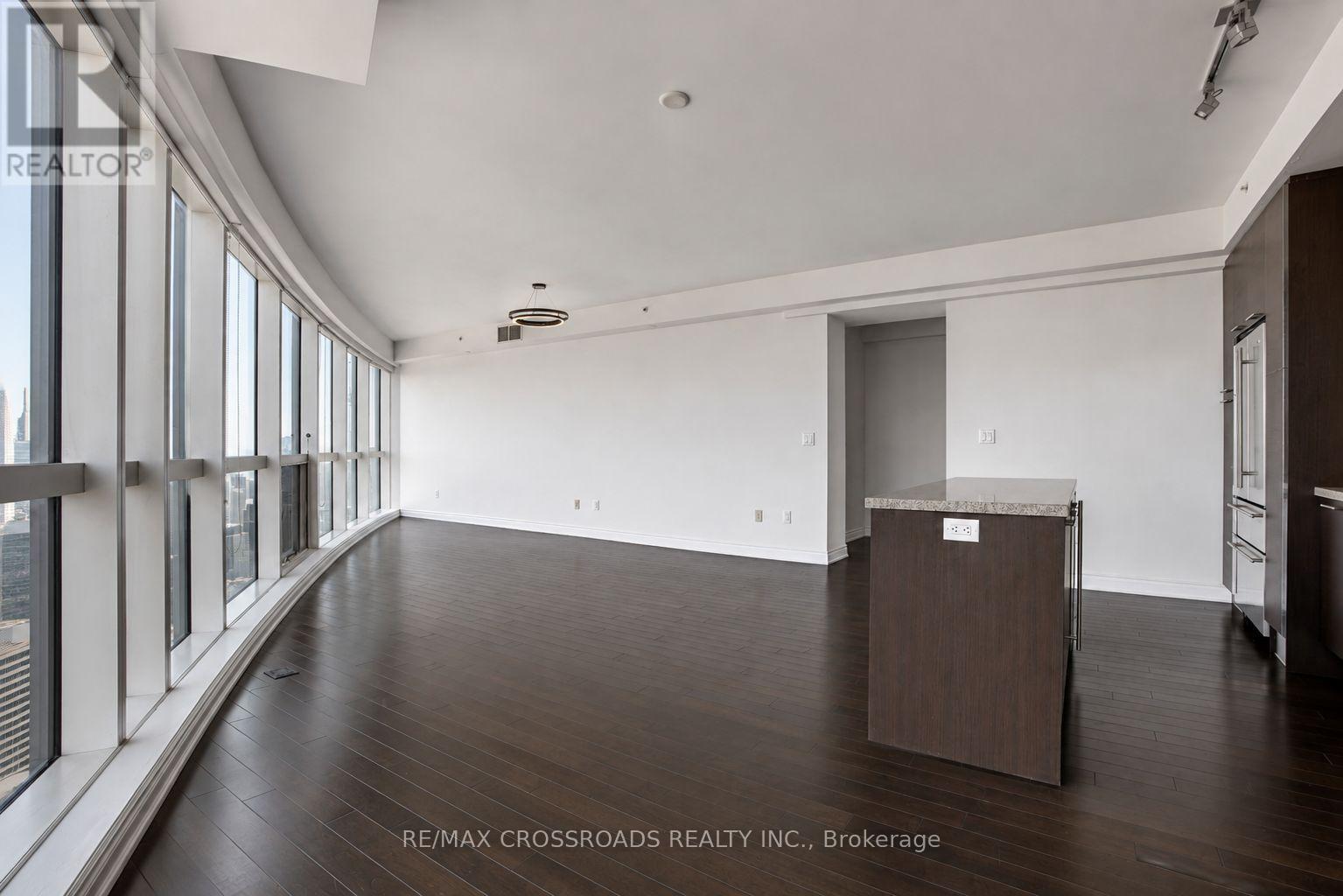 6107 - 388 Yonge Street, Toronto (Bay Street Corridor), Ontario  M5B 0A4 - Photo 9 - C13675018