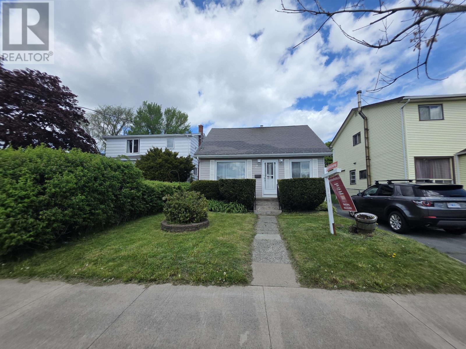 2883 Connaught Avenue, Halifax, Nova Scotia