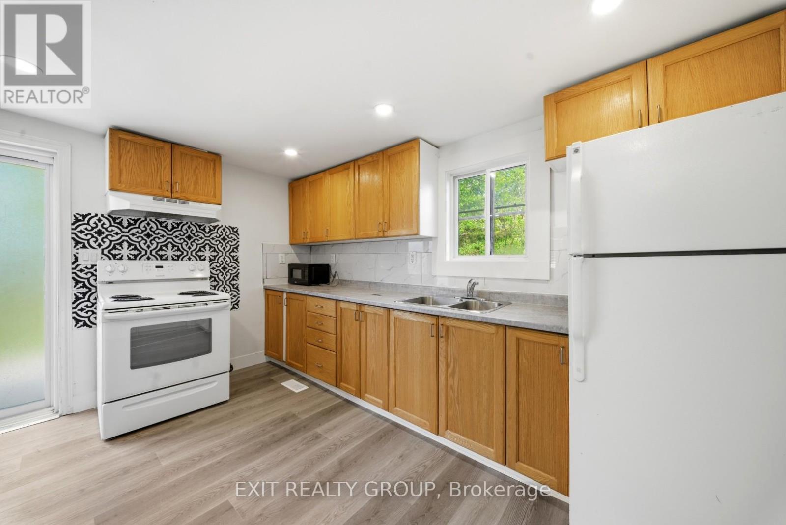 24 Albion Street, Belleville, Ontario  K8N 3R8 - Photo 11 - X13674952