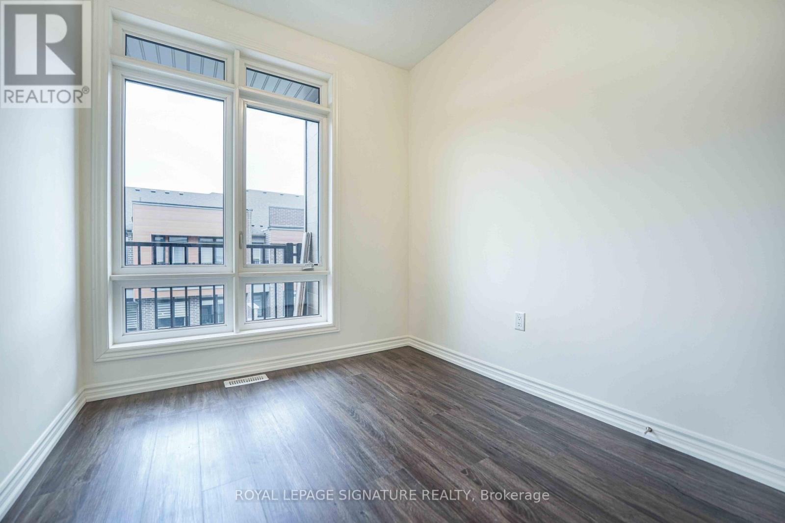 6 Ginno Lane, Ajax, Ontario  L1S 0H3 - Photo 11 - E13674888