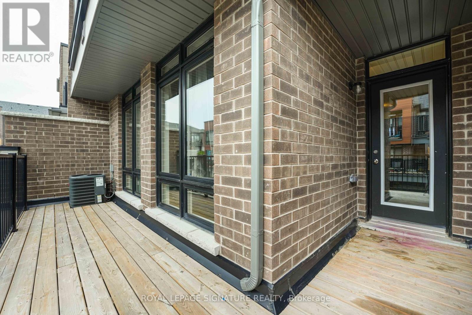 6 Ginno Lane, Ajax, Ontario  L1S 0H3 - Photo 21 - E13674888