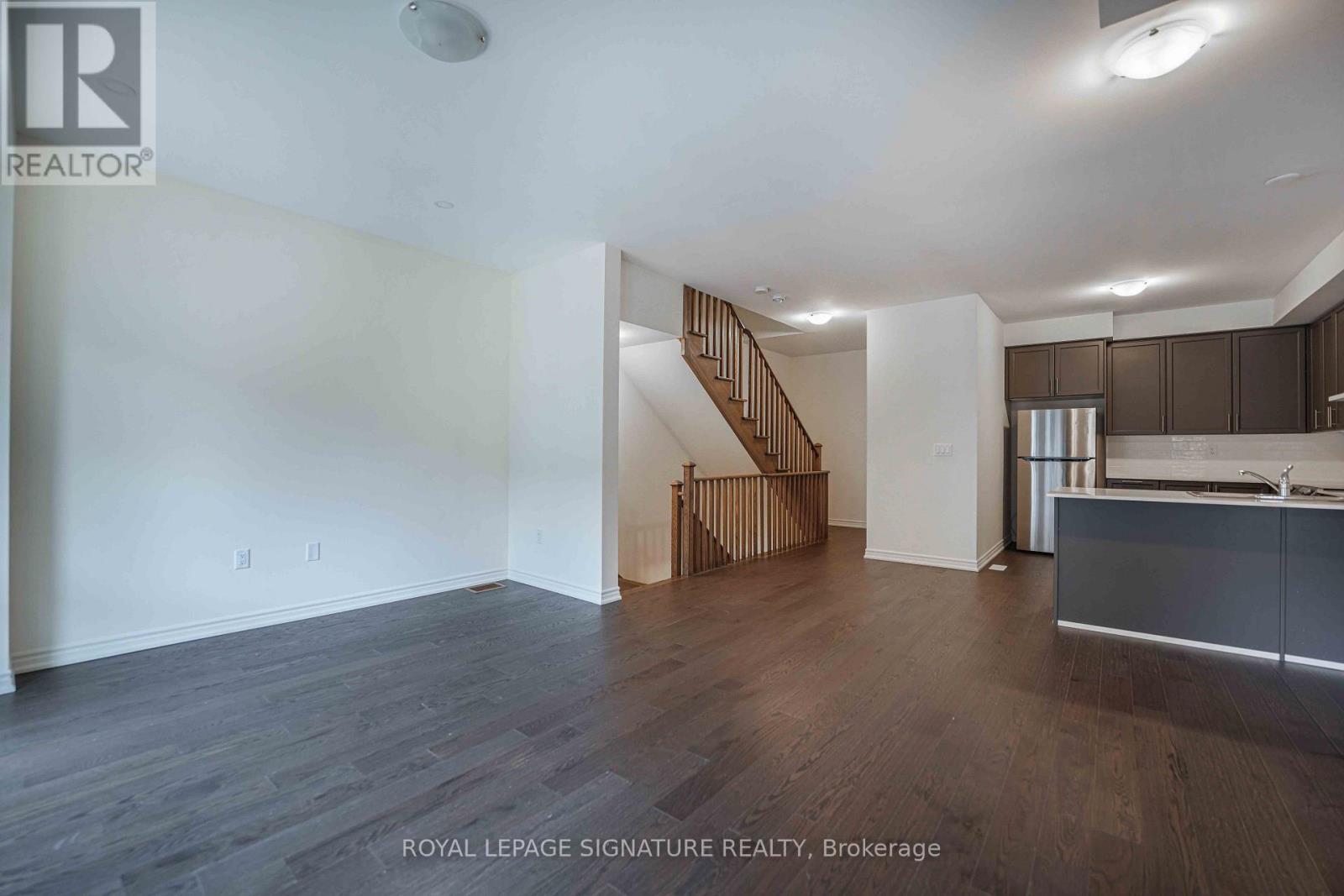 6 Ginno Lane, Ajax, Ontario  L1S 0H3 - Photo 9 - E13674888