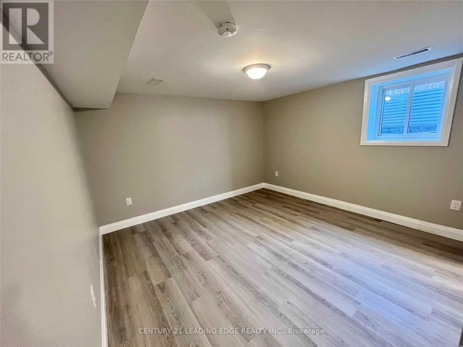 Bsmt - 214 Gibbons Street, Oshawa (Mclaughlin), Ontario  L1J 4Y4 - Photo 12 - E13674982
