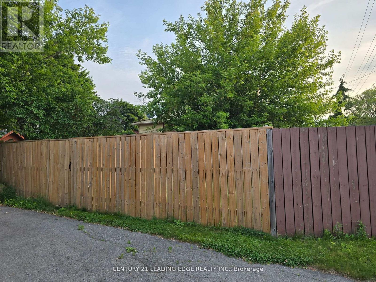 Bsmt - 214 Gibbons Street, Oshawa (Mclaughlin), Ontario  L1J 4Y4 - Photo 17 - E13674982
