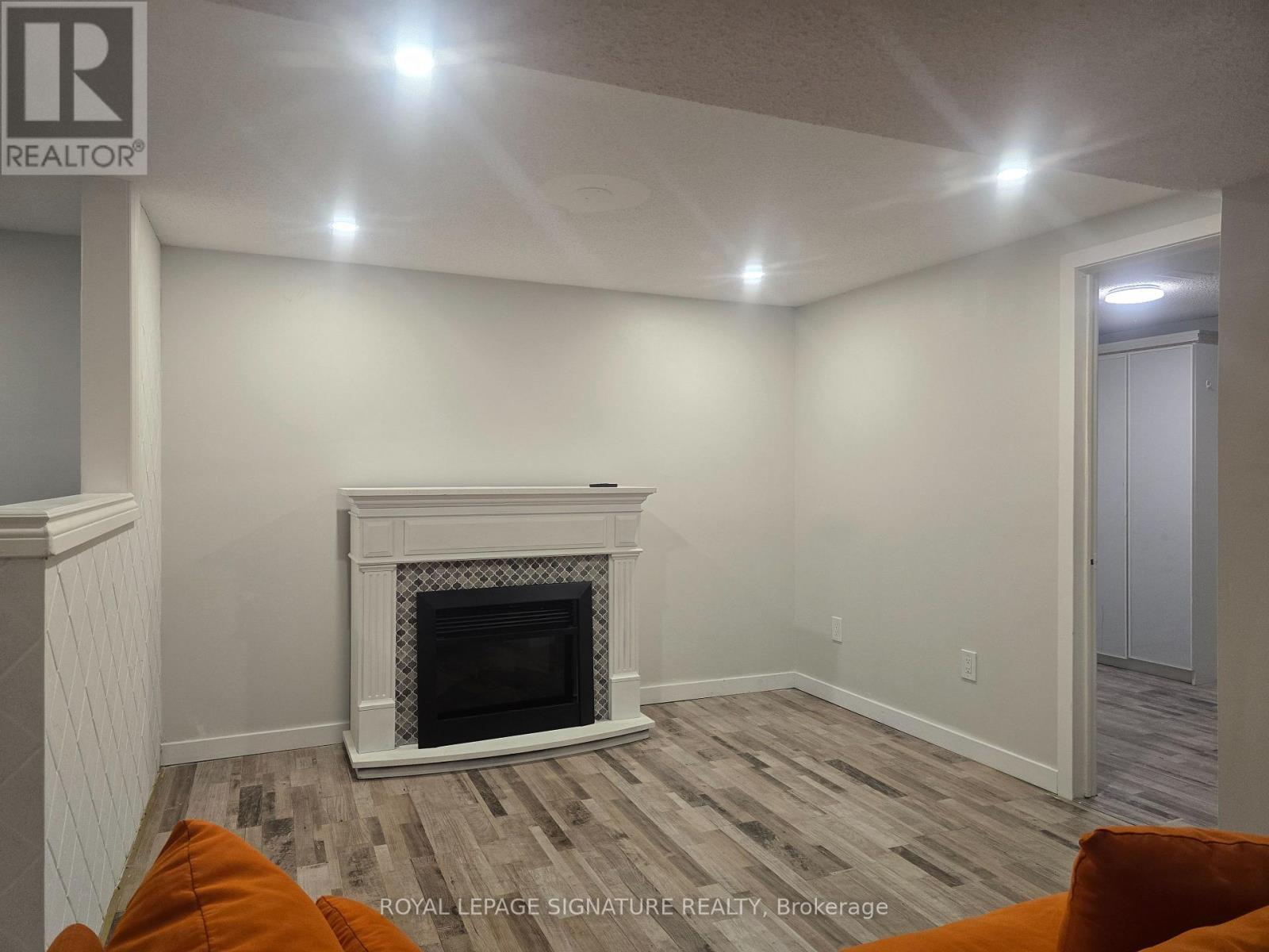 Lower - 211 Glen Hill Drive, Whitby, Ontario  L1N 7J5 - Photo 6 - E13674992