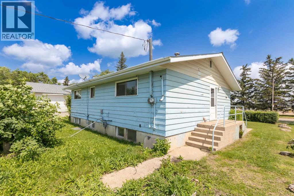 5514 49 Avenue, Lloydminster, Saskatchewan  S9V 0V4 - Photo 2 - A2330232