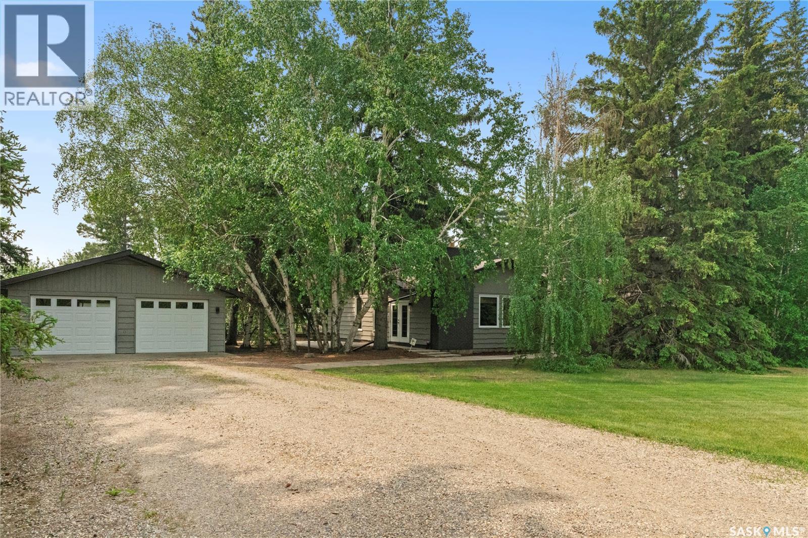706 2nd Avenue, Borden, Saskatchewan  S0K 0N0 - Photo 3 - SK045575