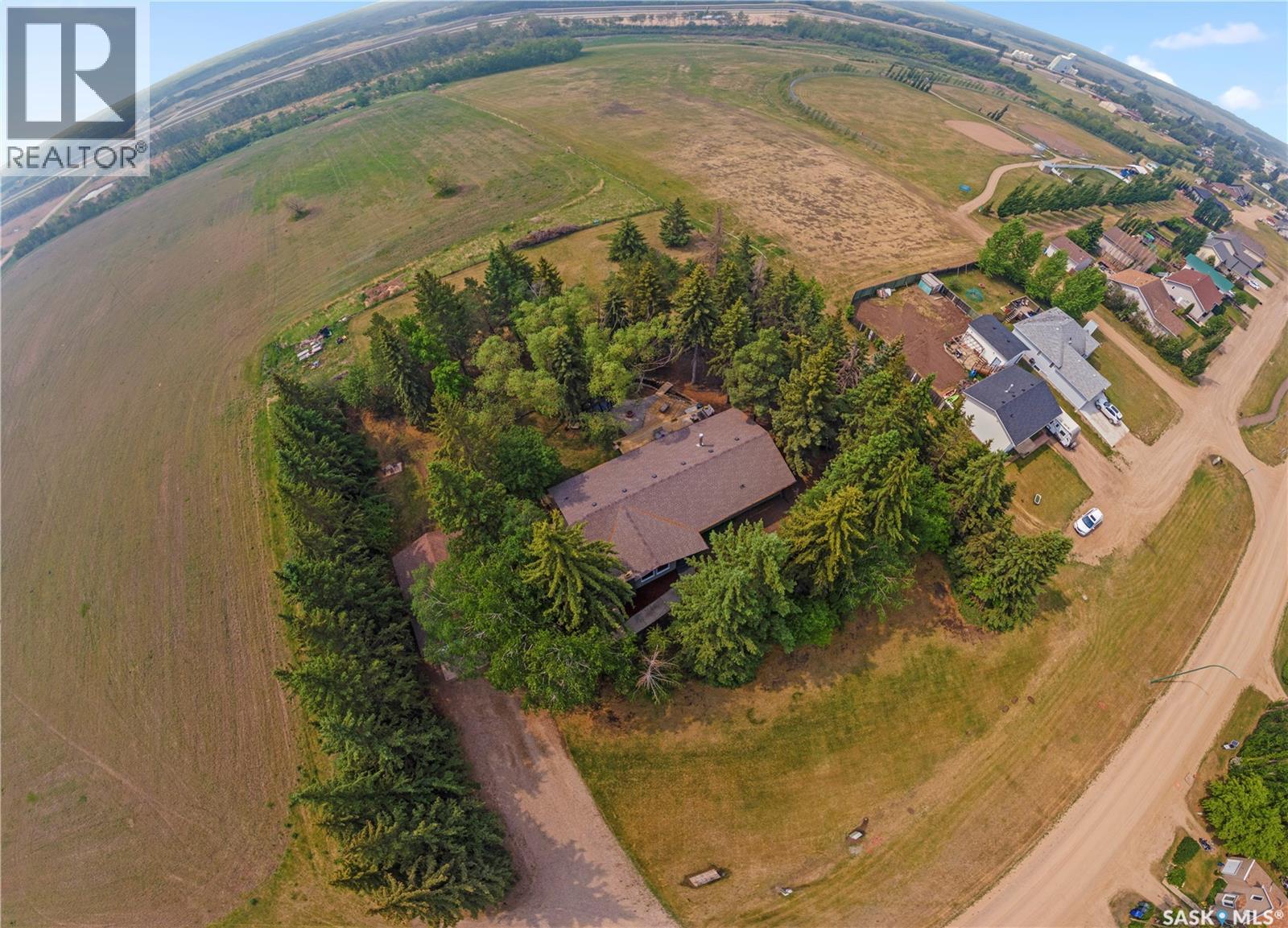 706 2nd Avenue, Borden, Saskatchewan  S0K 0N0 - Photo 47 - SK045575