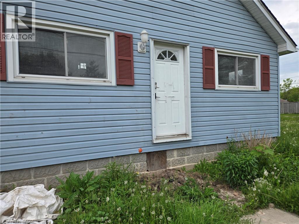 303 S Ridge Road, Fort Erie, Ontario  L0S 1N0 - Photo 11 - 40850462
