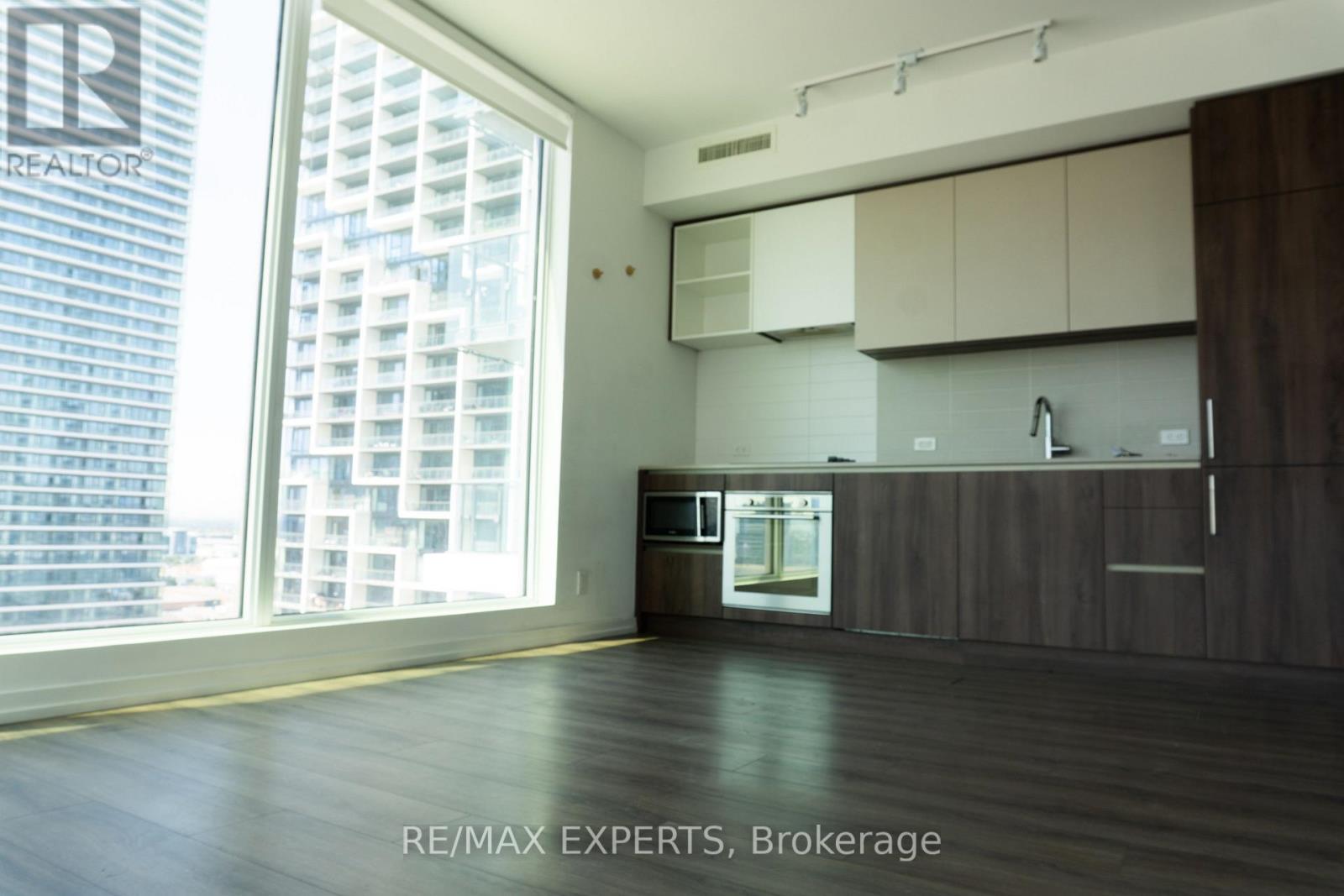 1802 - 7890 Jane Street, Vaughan (Vaughan Corporate Centre), Ontario  L4K 0K9 - Photo 10 - N13674866