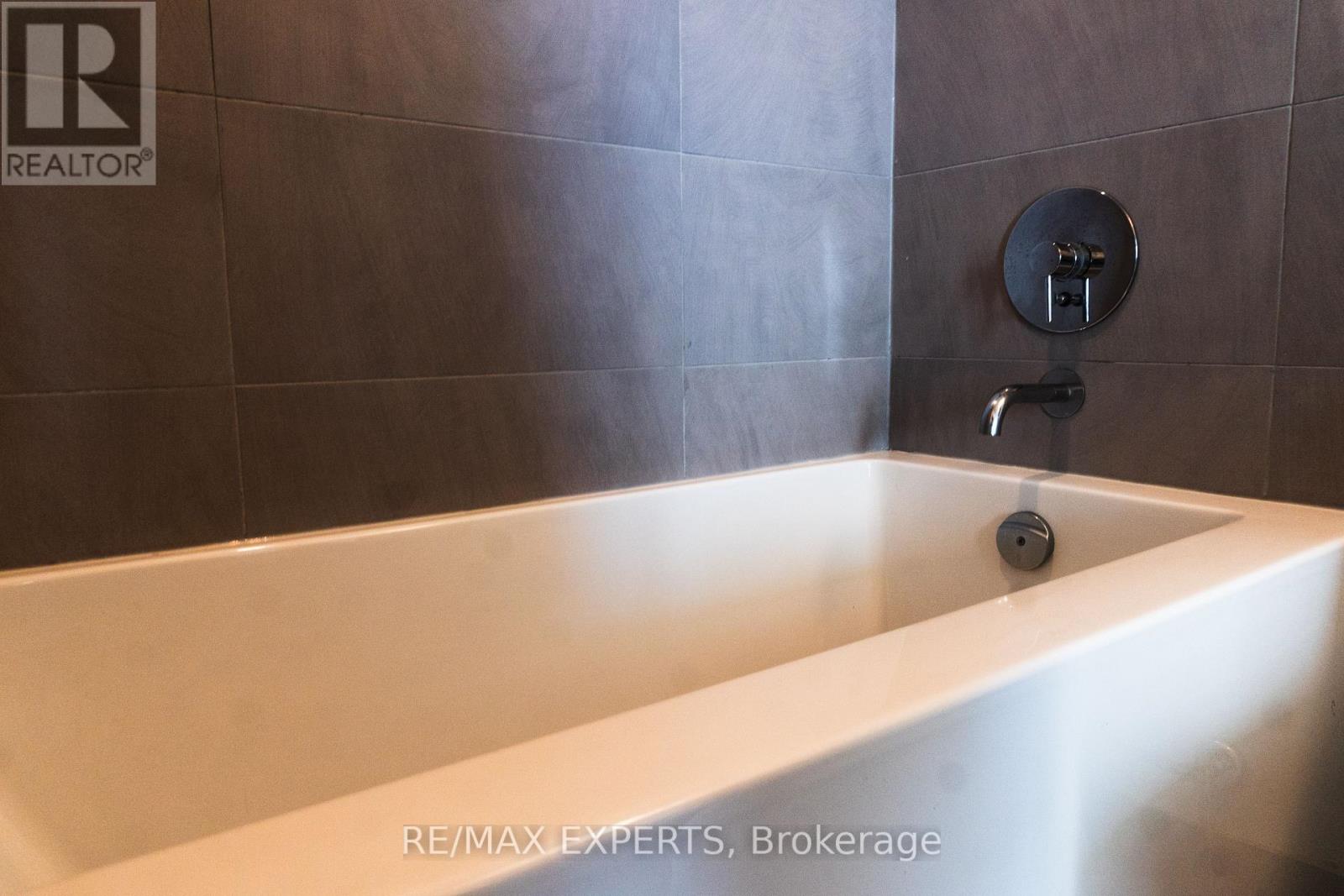 1802 - 7890 Jane Street, Vaughan (Vaughan Corporate Centre), Ontario  L4K 0K9 - Photo 26 - N13674866
