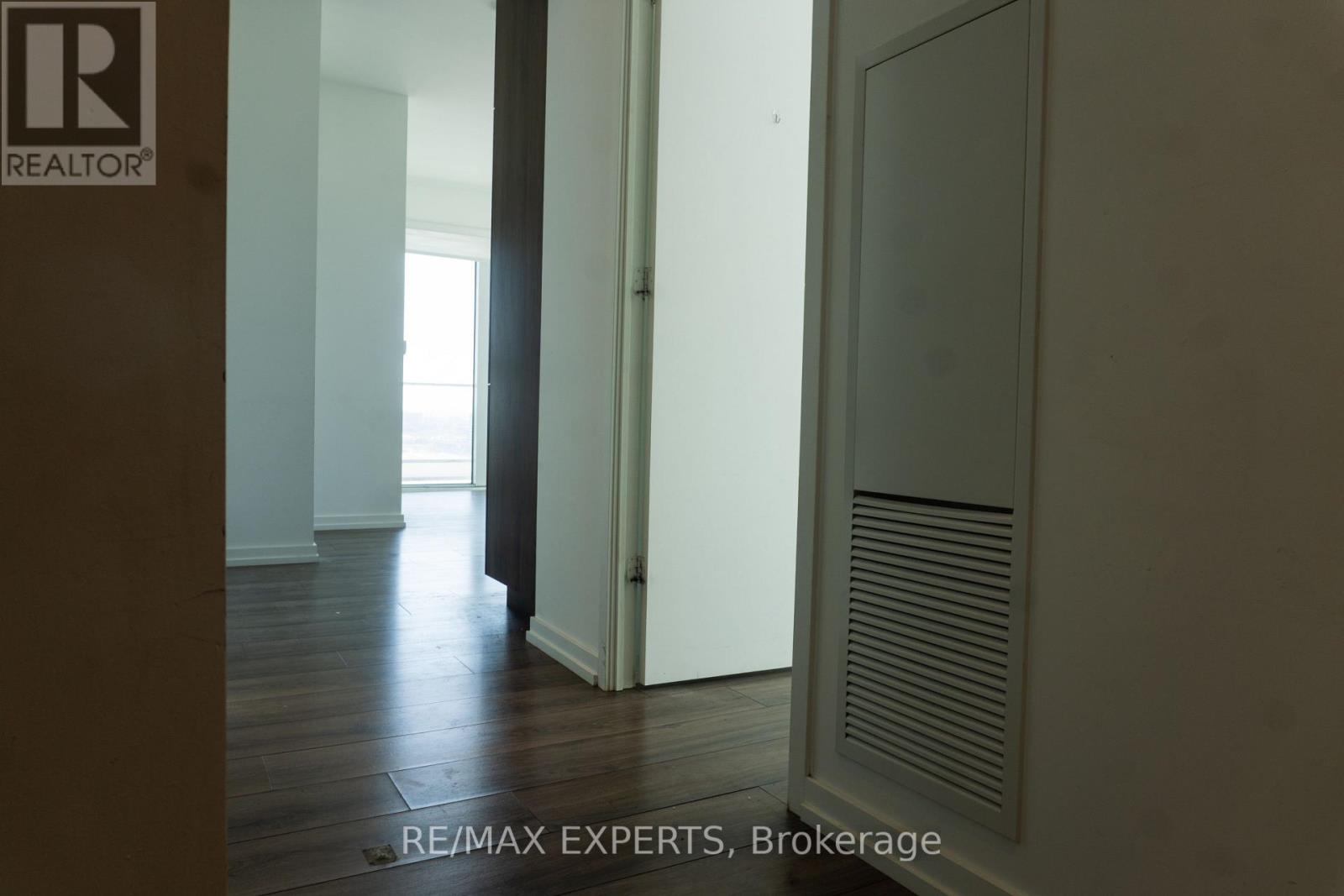 1802 - 7890 Jane Street, Vaughan (Vaughan Corporate Centre), Ontario  L4K 0K9 - Photo 7 - N13674866
