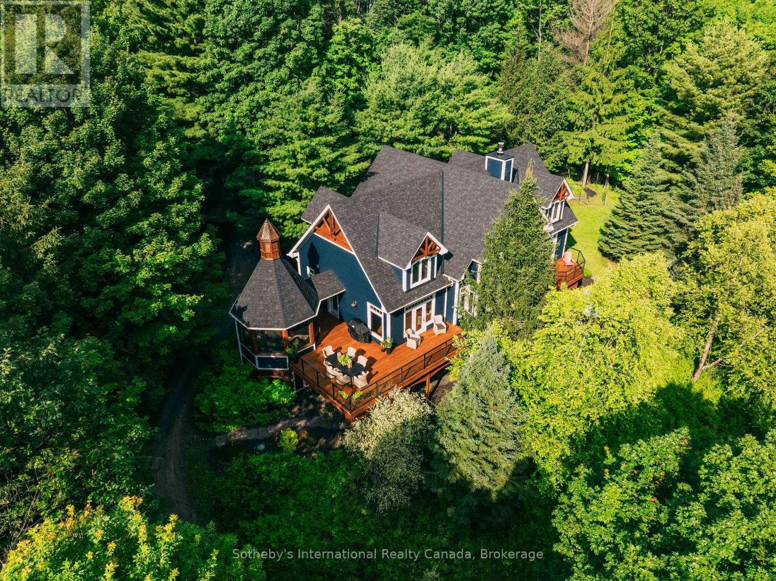 743 Skyhills Road, Huntsville, Ontario  P1H 2N5 - Photo 3 - X13569560